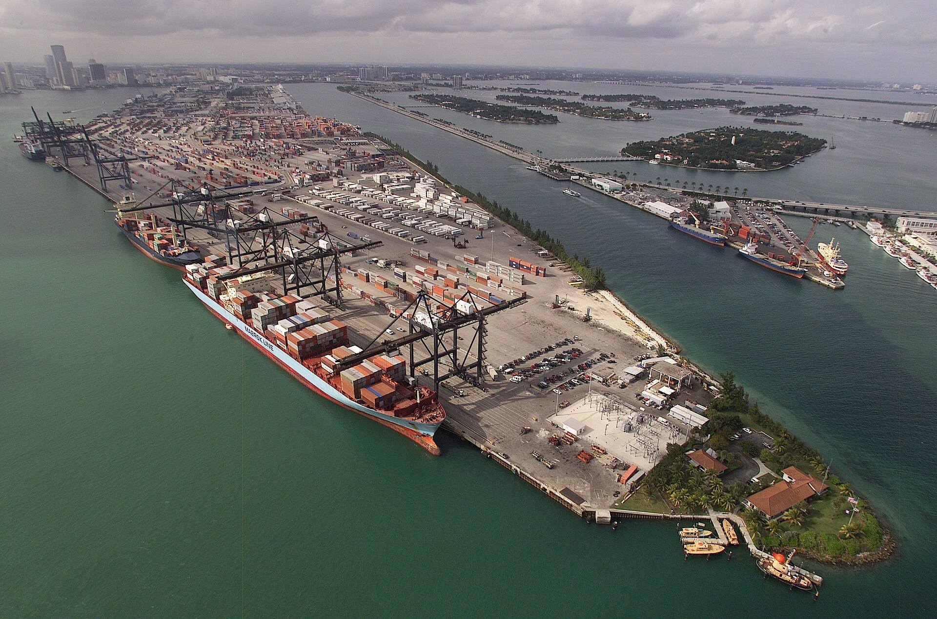 Vista aérea del puerto de contenedores de Miami, origen de los envíos de Soul Courier